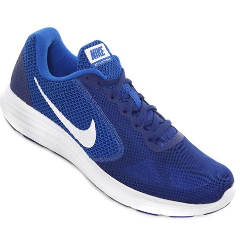 Nike Revolution 3 